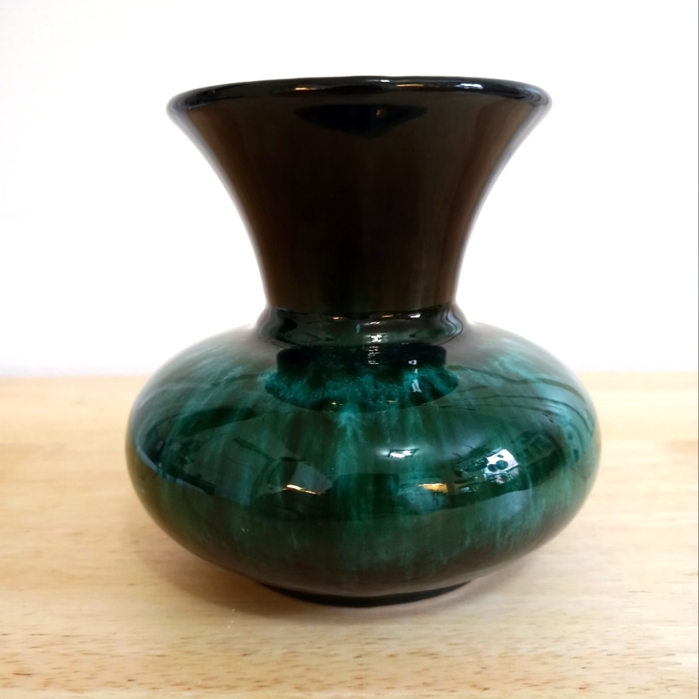 Vintage Blue Mountain Pottery Vase